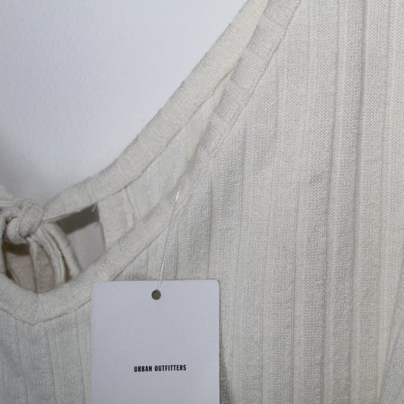 UO Kimchi Blue Jessie Tie-Back Cropped Sweater - Picture 6 of 6